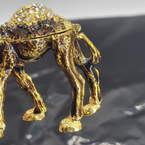 Rare Miniauture Camel Bejeweled Gold & Enamel Camel Trinket VTG W/Clear Stones - Picture 7 of 10